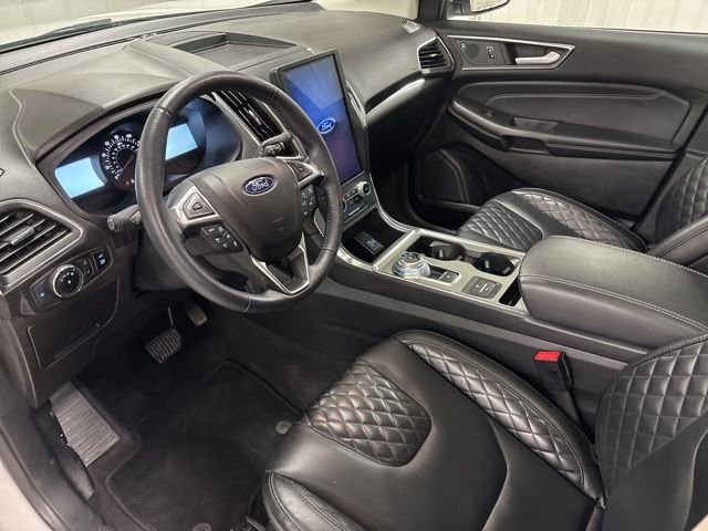 2023 Ford Edge Titanium - Photo 8