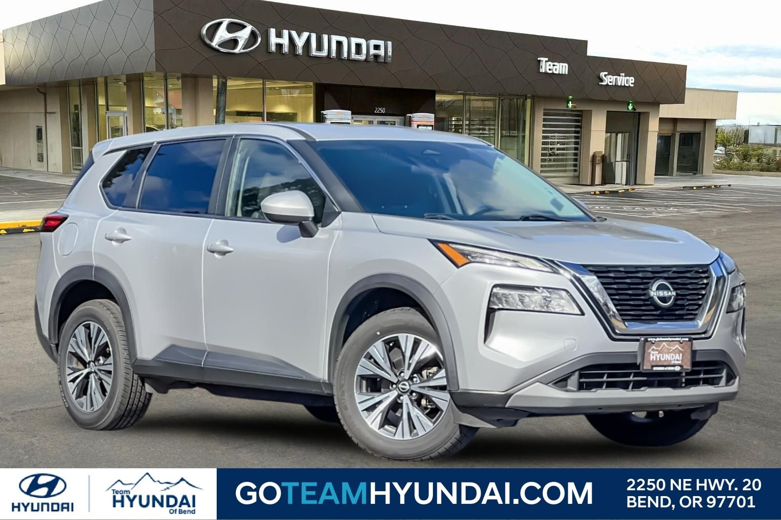 2023 Nissan Rogue SV