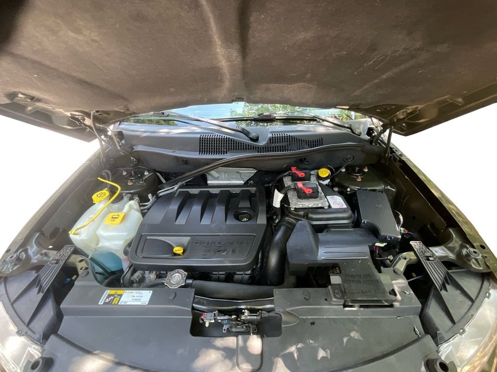 Used 2016 Green Jeep Sport image 14