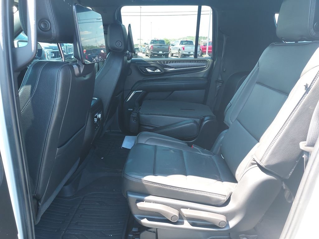 Used 2021 White GMC Denali image 14