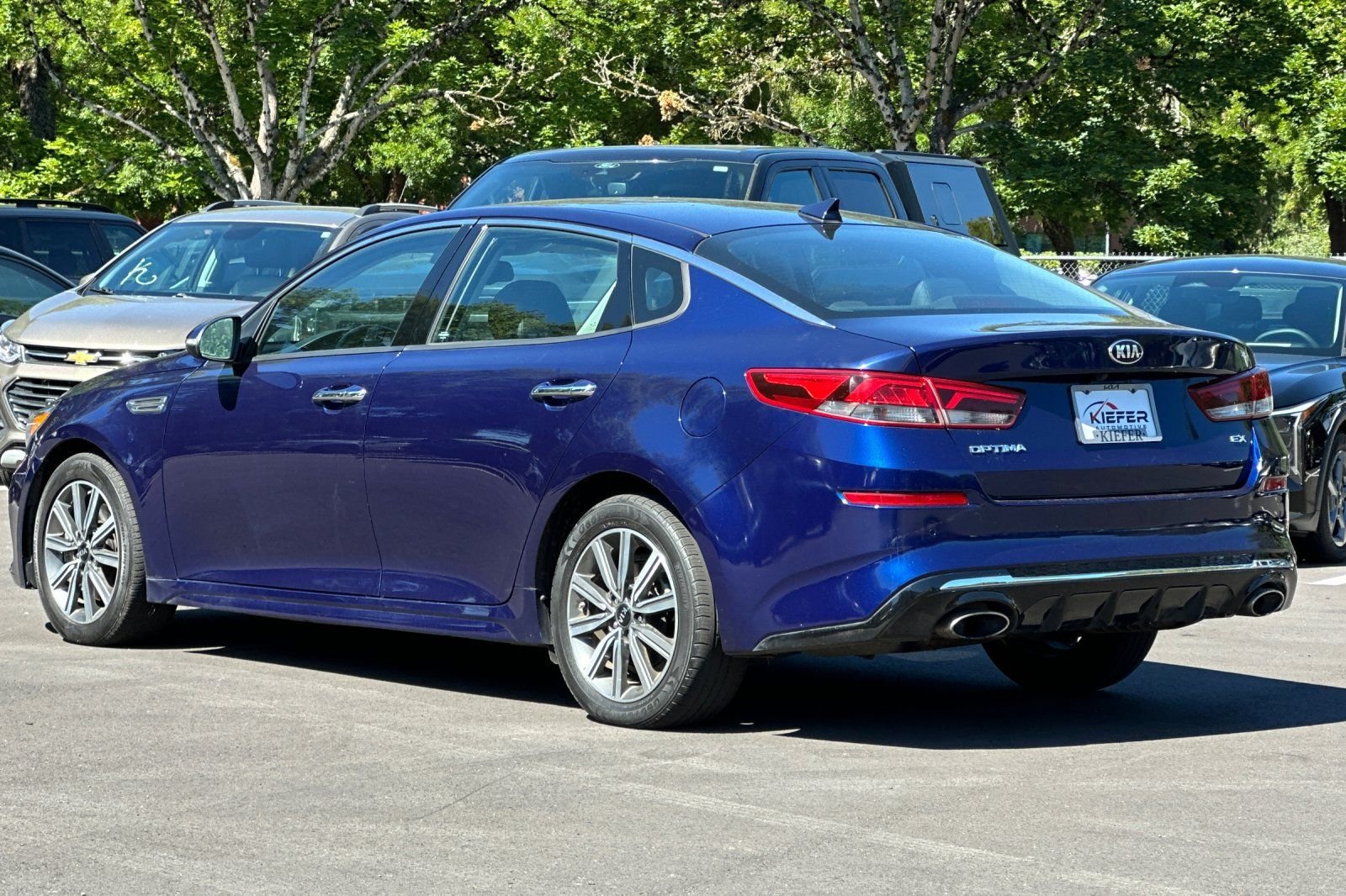 Used 2020 Blue Kia EX image 6