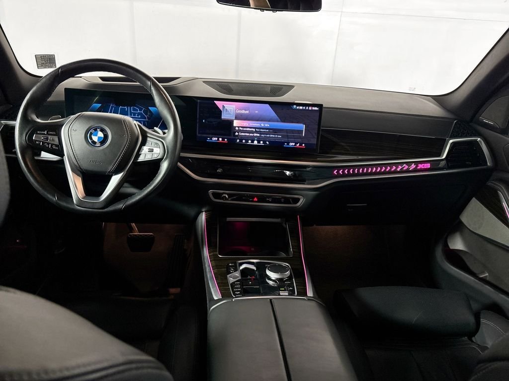 Used 2025 Alpine White BMW xDrive50e image 12