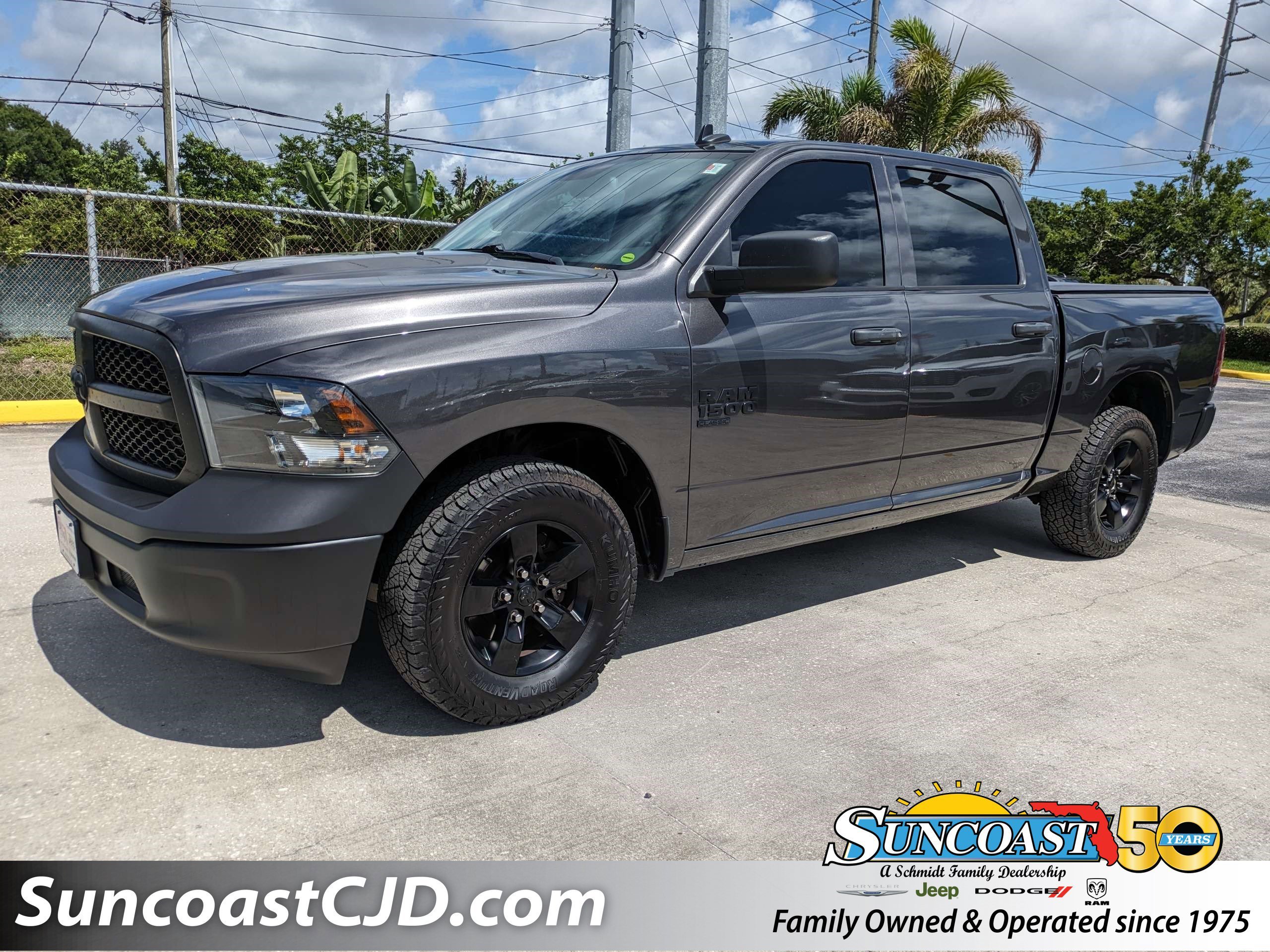 2022 RAM 1500 Classic Tradesman Crew Cab 5'7's photo