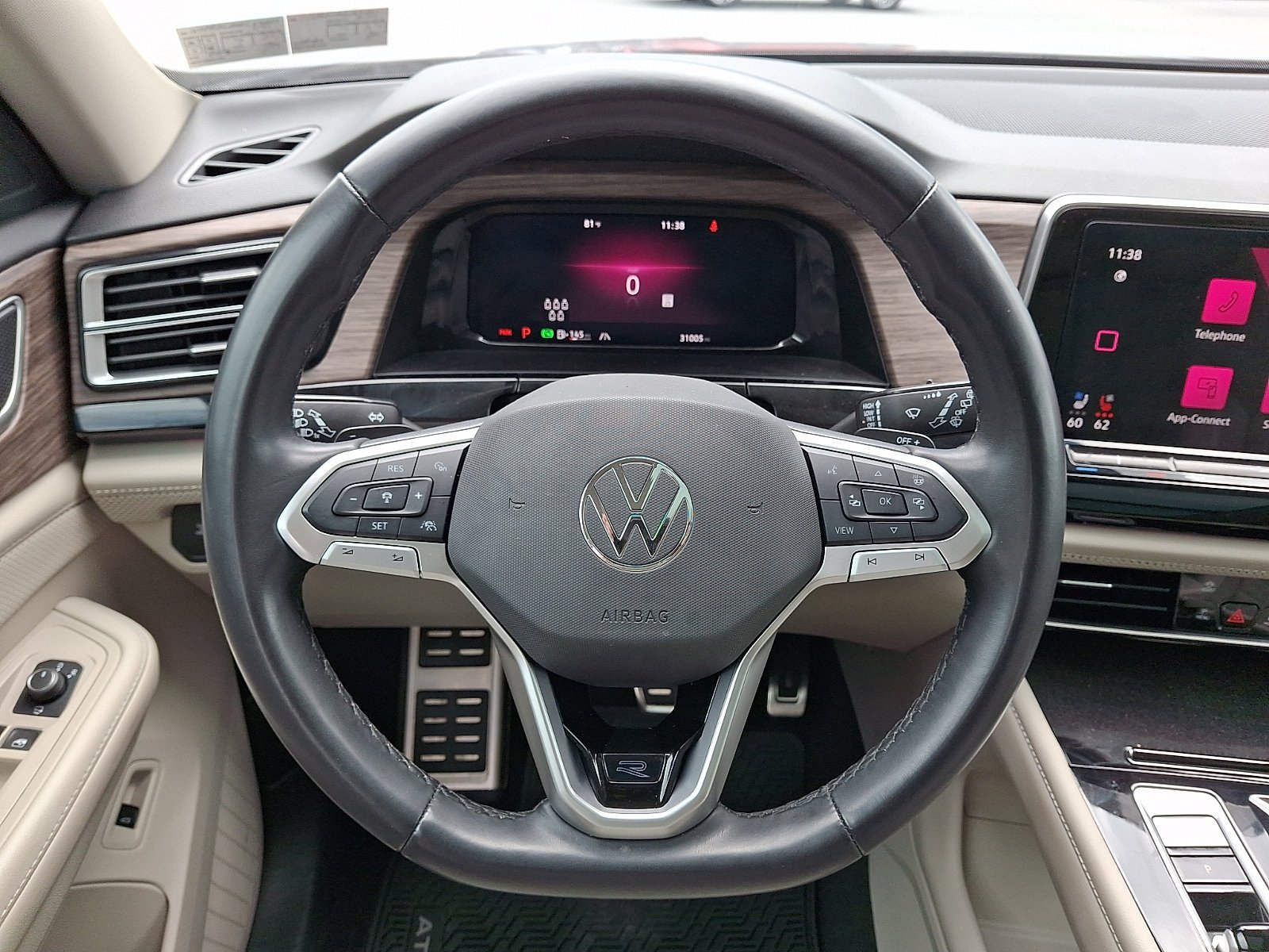 Used 2024 Silver Mist Metallic Volkswagen 2.0T SEL Premium R-Line image 23