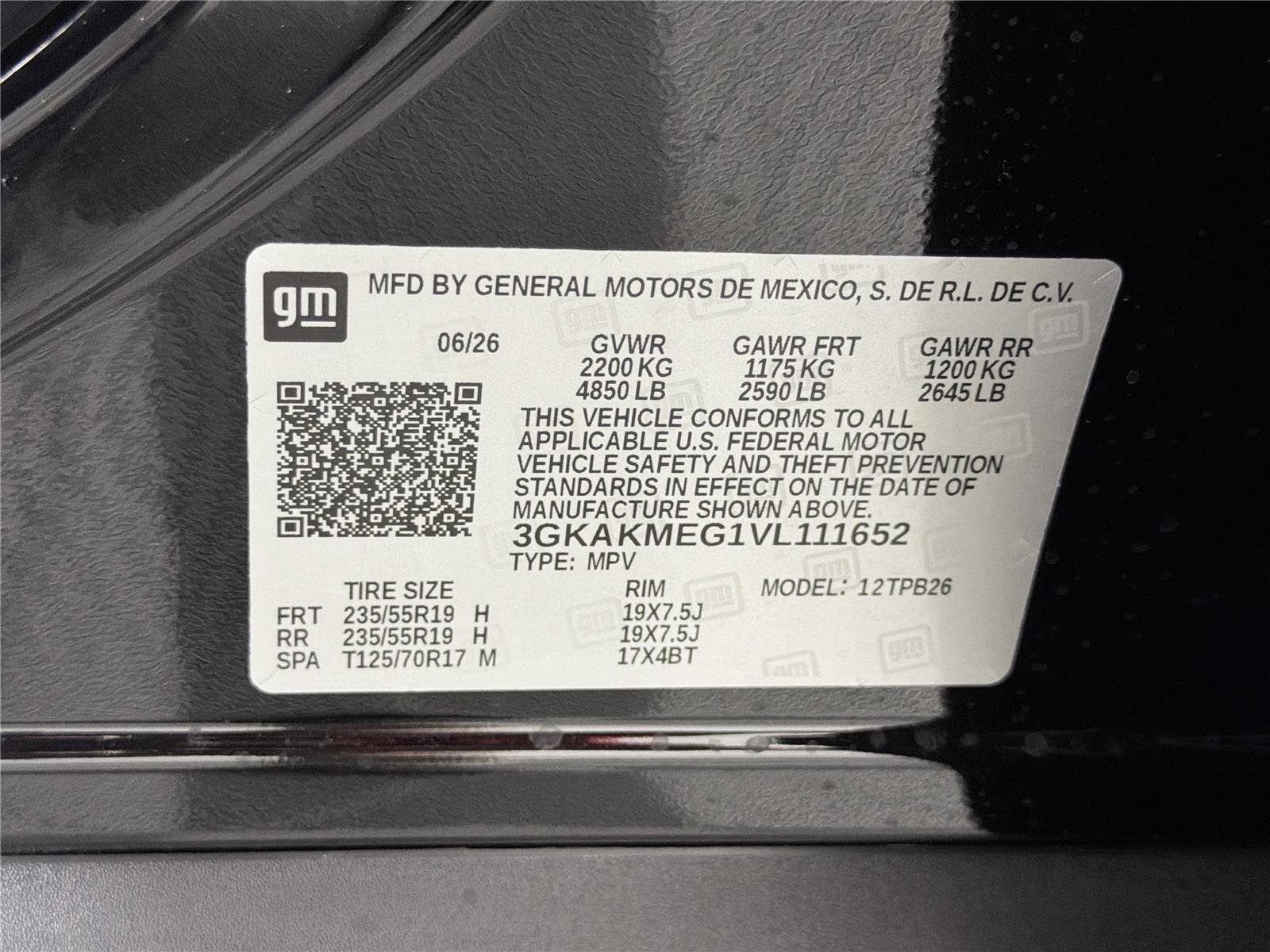 New 2027 Ebony Twilight Metallic GMC Elevation image 35