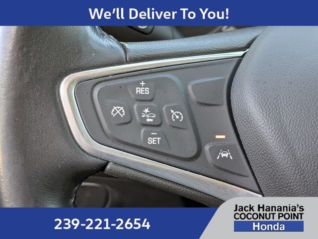Used 2022 White Chevrolet LT image 28