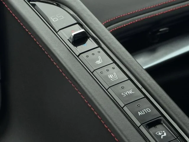 Used 2021 Black Chevrolet Stingray image 19