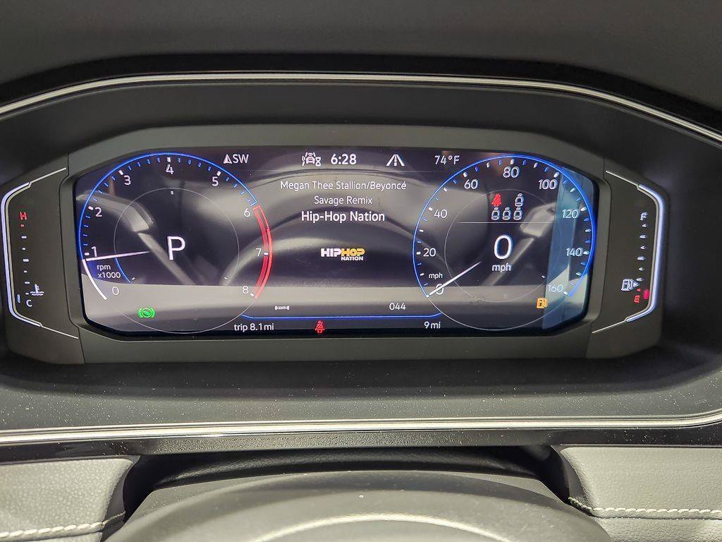 New 2027 Monument Gray Volkswagen 1.5T SEL image 12