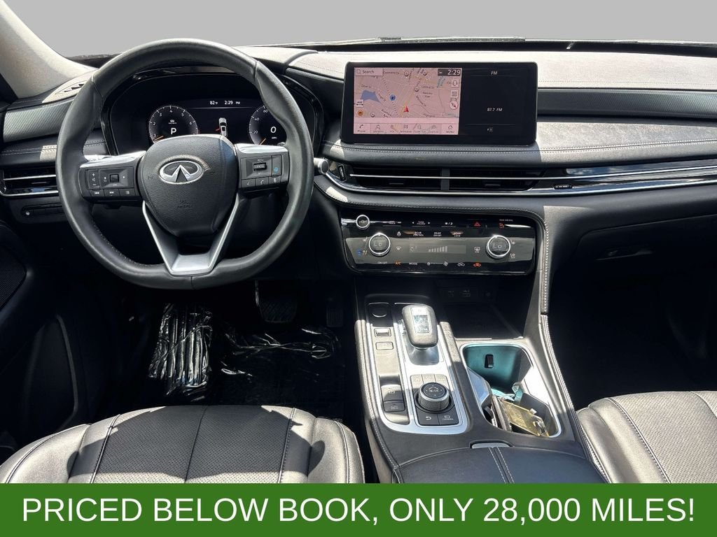Used 2023 Gray INFINITI LUXE image 13