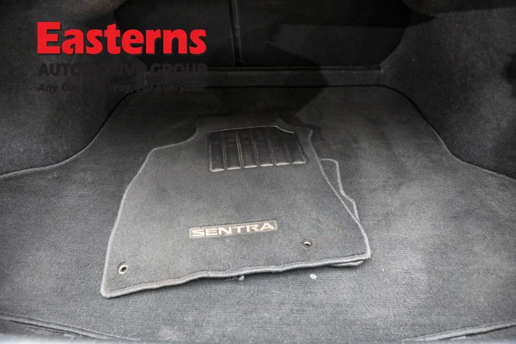 Used 2023 Red Nissan SV image 9