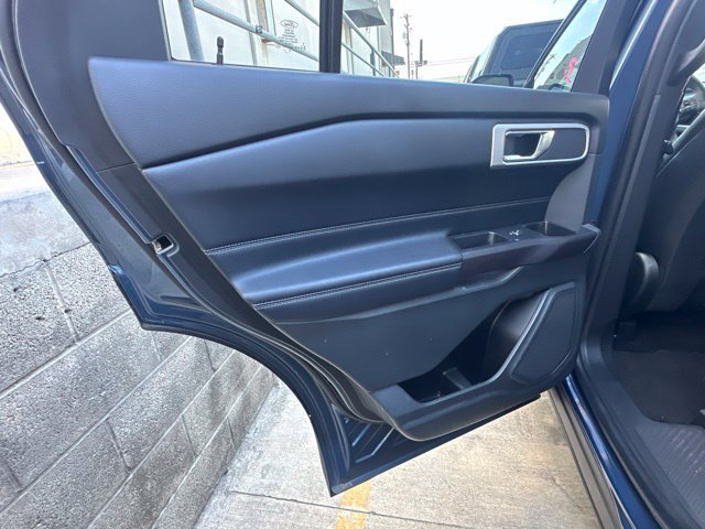 Used 2020 Blue Ford XLT image 8