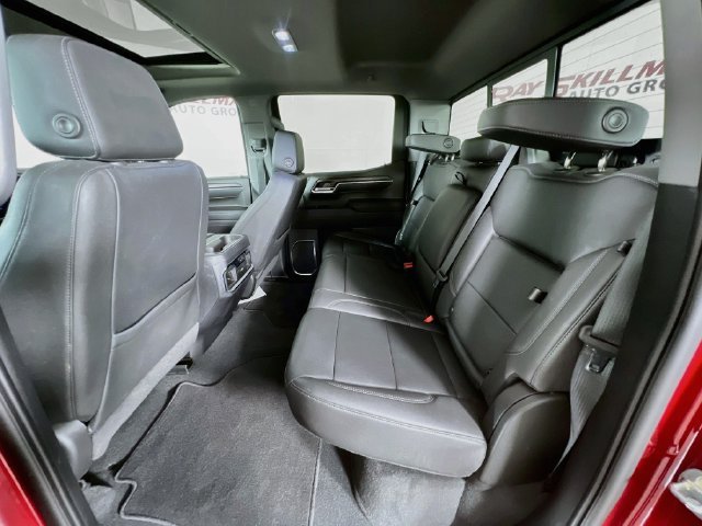 2023 GMC Sierra 1500 SLT - Photo 24