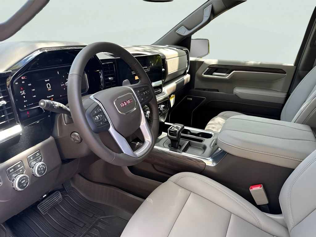 2026 GMC Sierra 1500 SLT - Photo 8