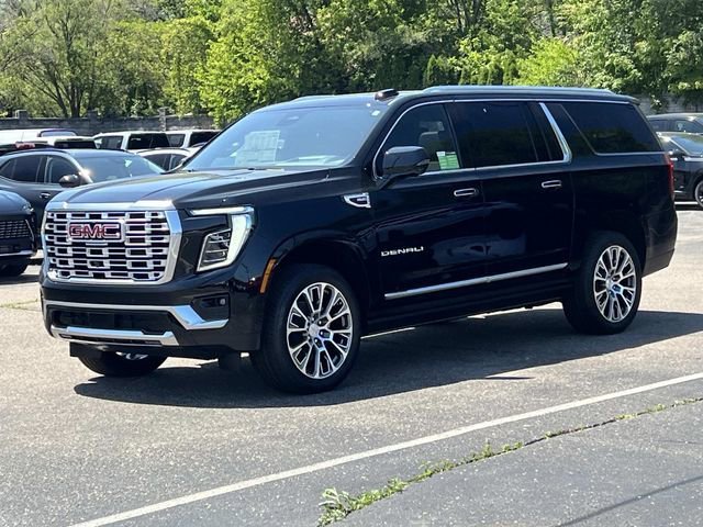 2026 GMC Yukon Denali AWD's photo