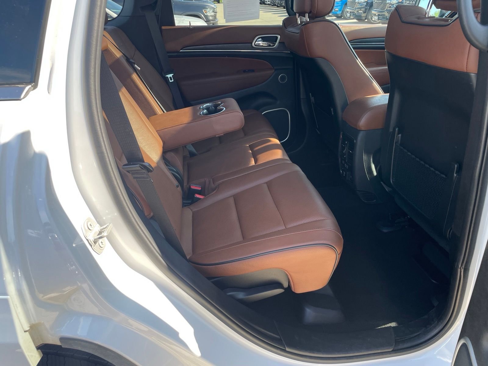 Used 2020 White Jeep Summit image 10