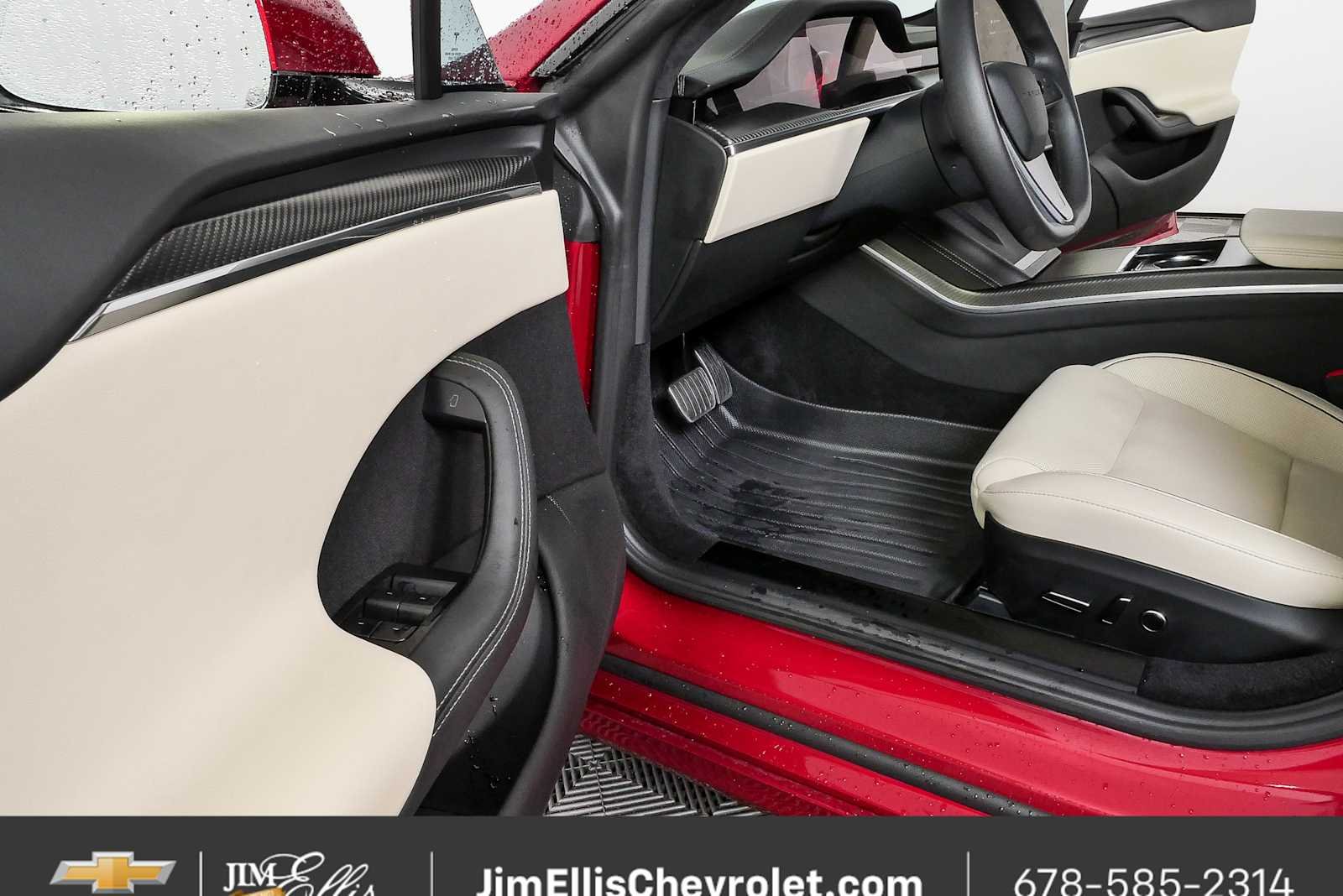 Used 2023 Red Tesla Plaid Tri Motor All-Wheel Drive image 7