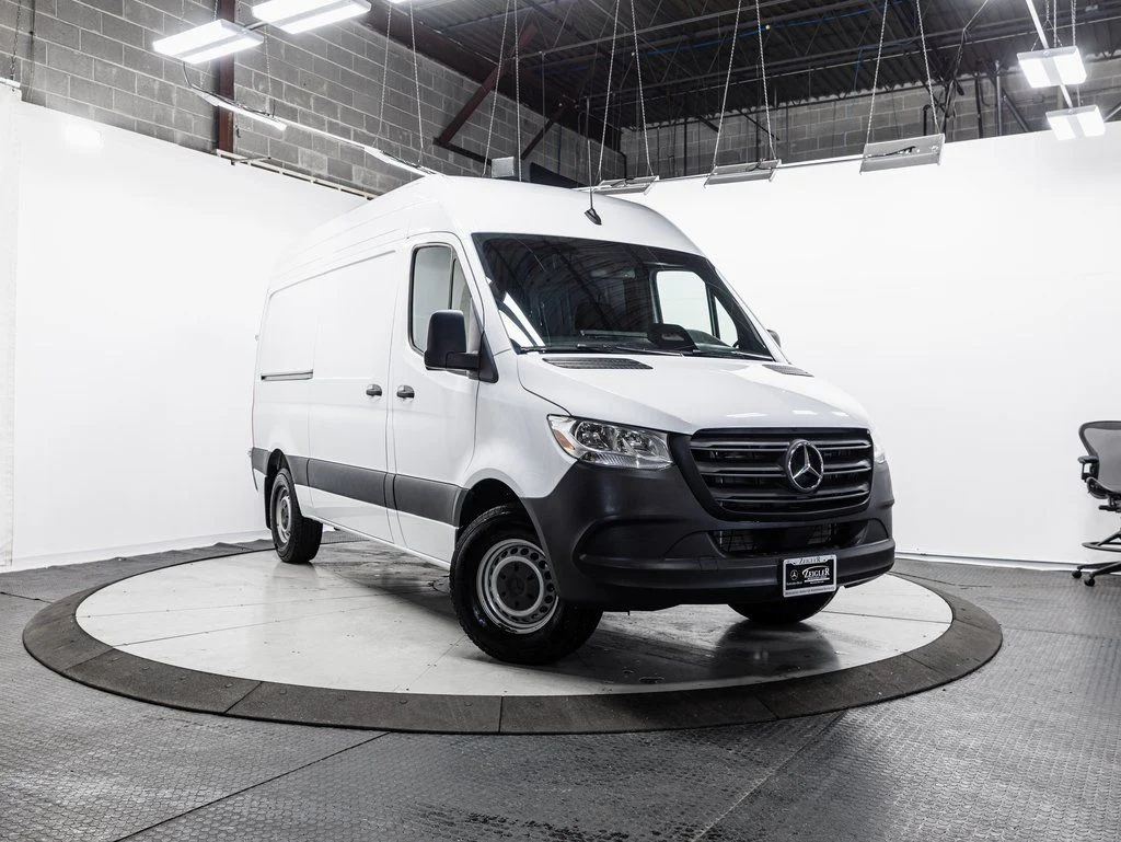 2025 Mercedes-Benz Sprinter Cargo Van