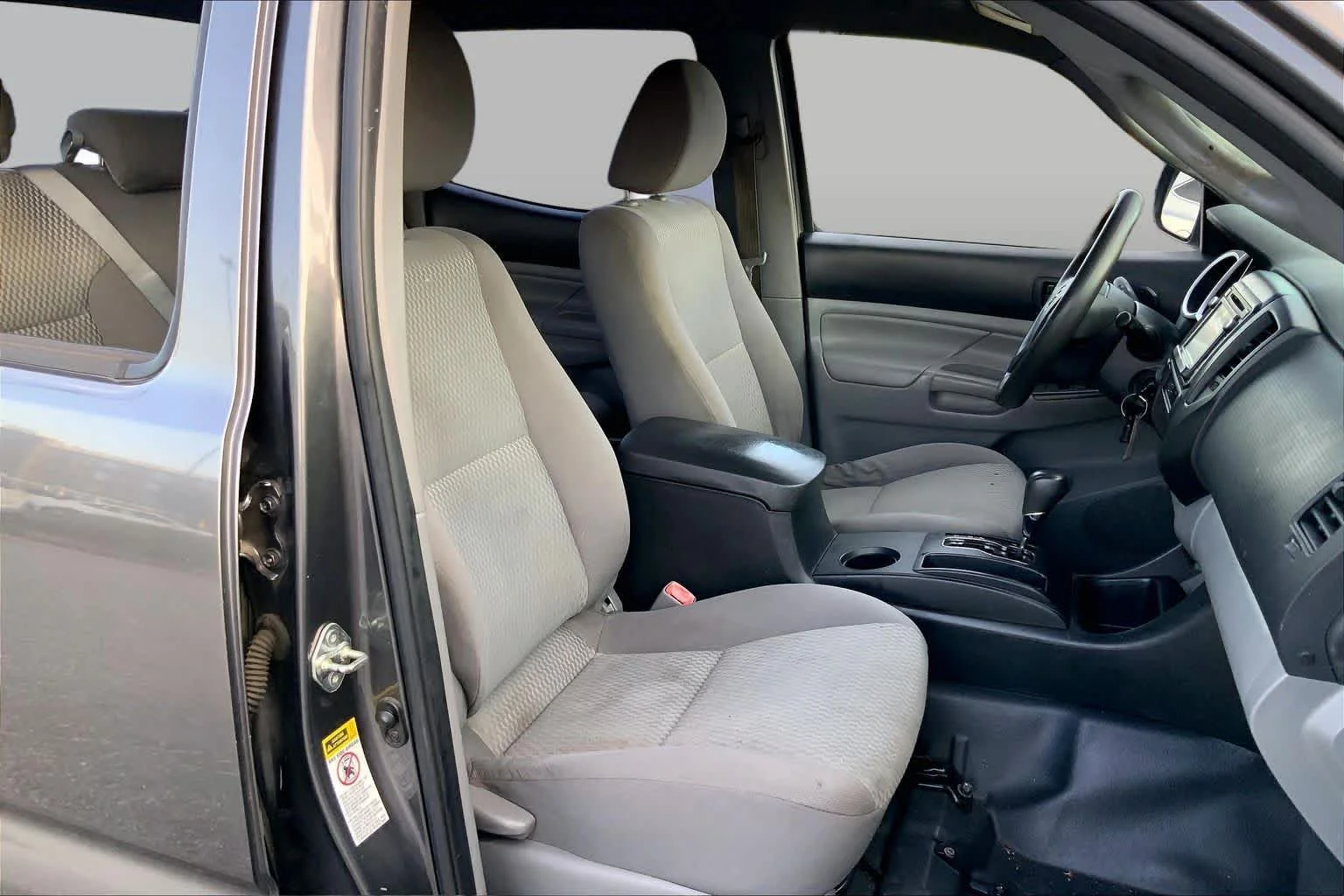 Used 2014 Magnetic Gray Metallic Toyota  image 9