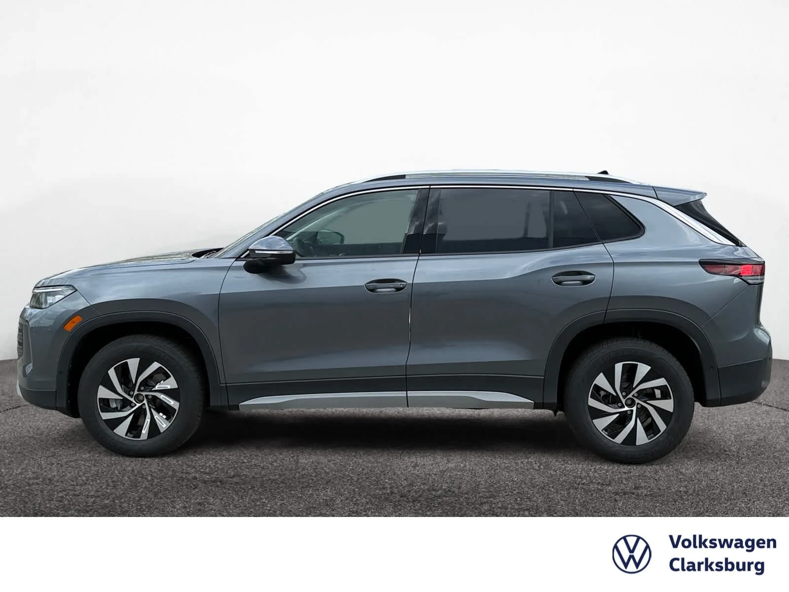 2026 Volkswagen Tiguan S - Photo 8