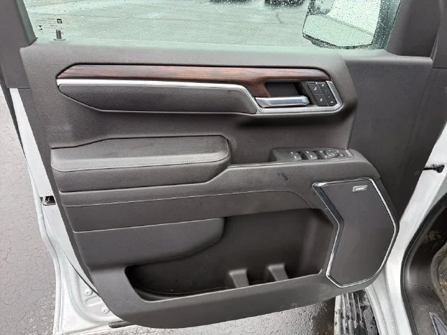 Used 2022 QUICKSILVER METALLIC GMC SLT image 10