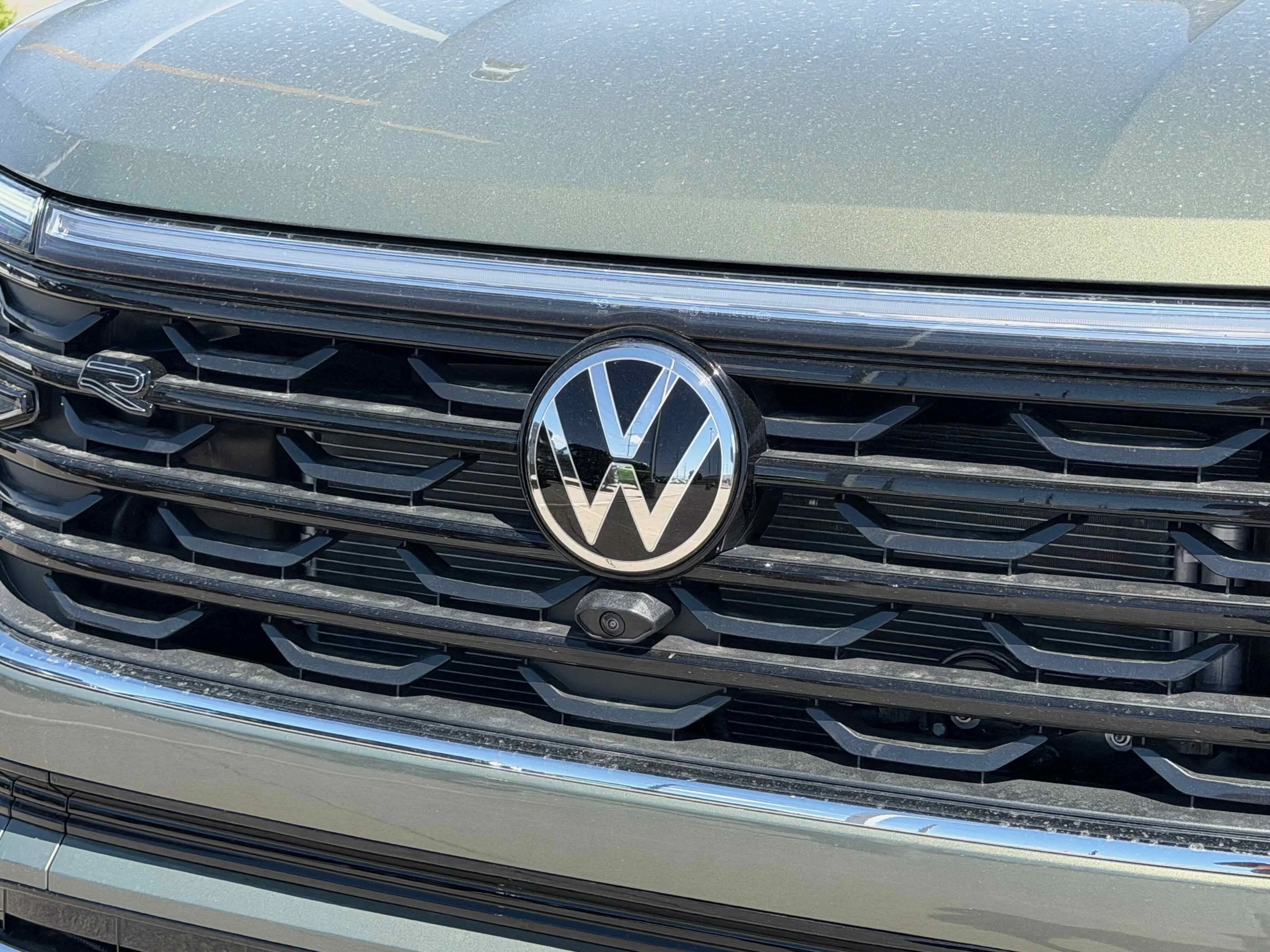 New 2026 Green Volkswagen 2.0T SEL Premium R-Line image 9