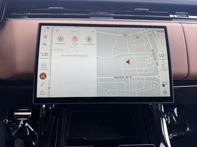 New 2026 Santorini Black Land Rover Dynamic SE image 20