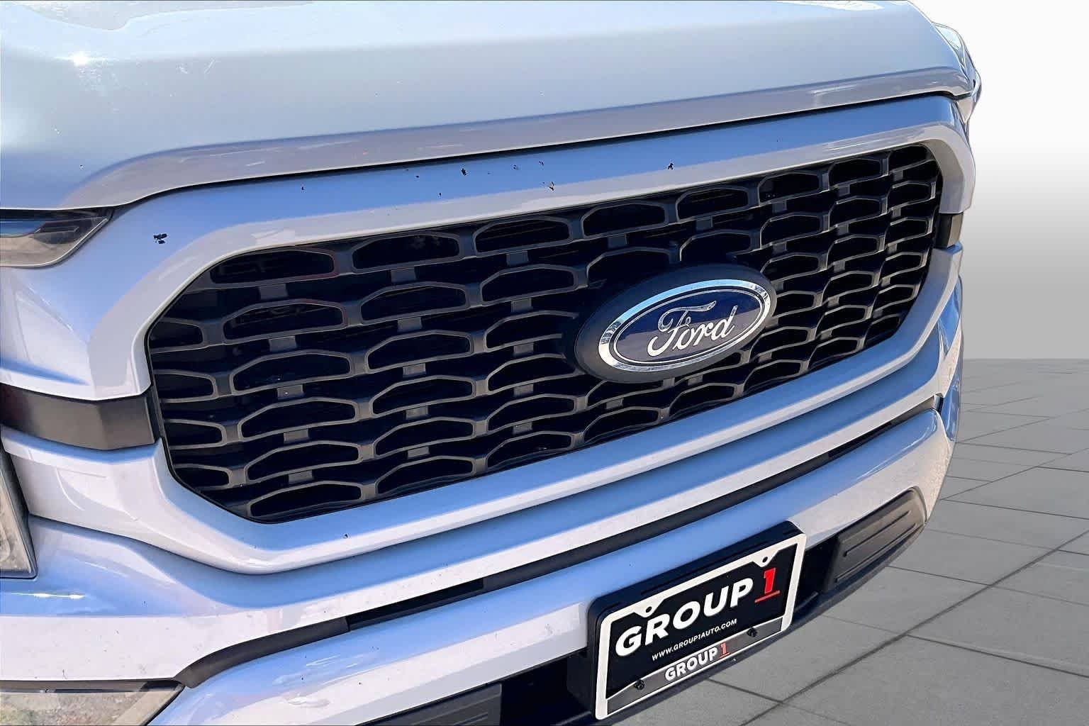 Used 2023 Avalanche Gray Ford XL image 28