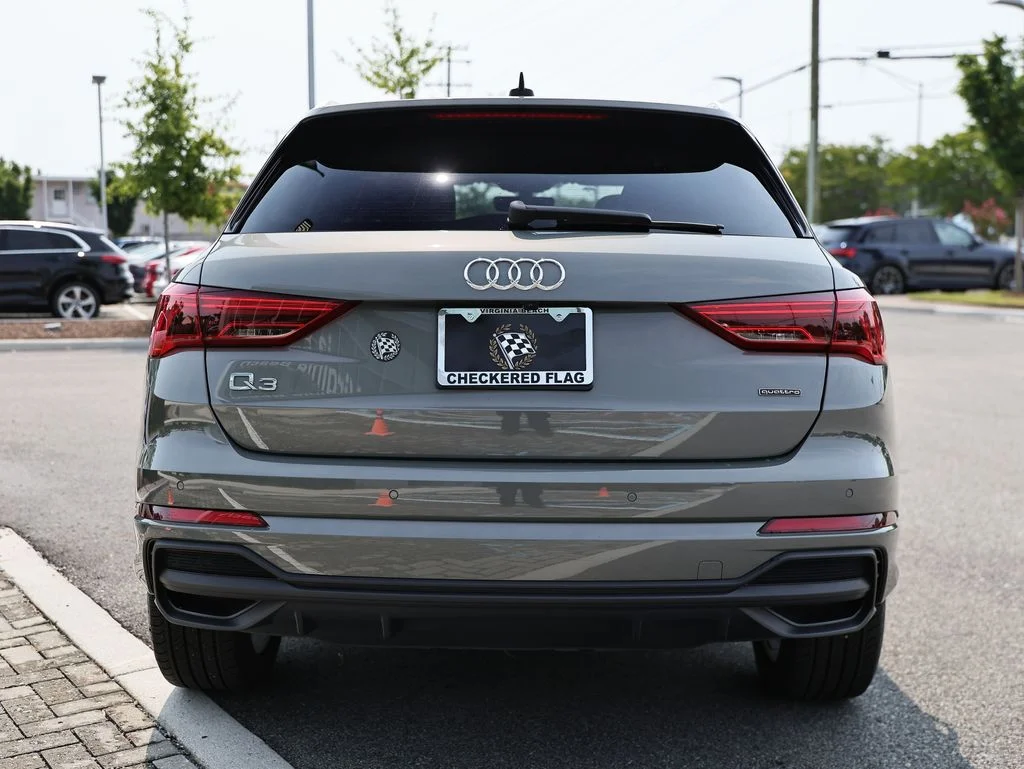 Used 2024 Gray Audi Premium Plus image 10