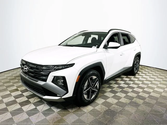 New 2026 Hyundai TUCSON SEL