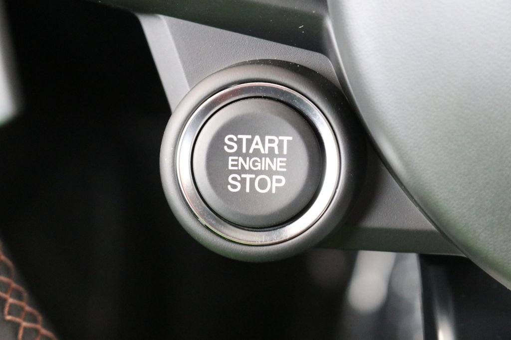 2025 Alfa Romeo Stelvio Intensa - Photo 18