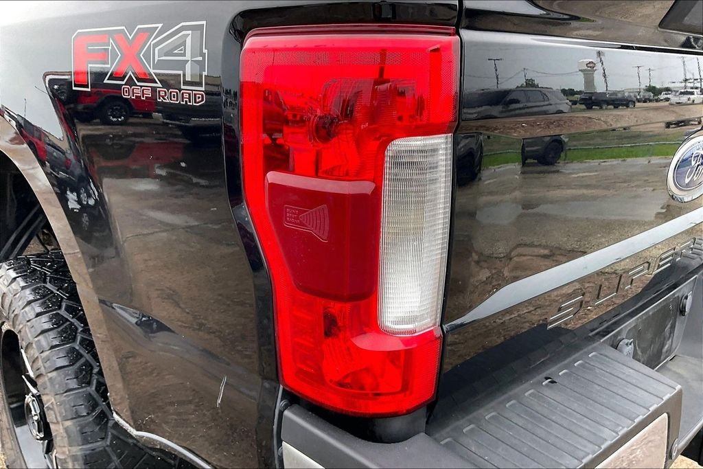 Used 2019 Agate Black Metallic Ford XLT image 20