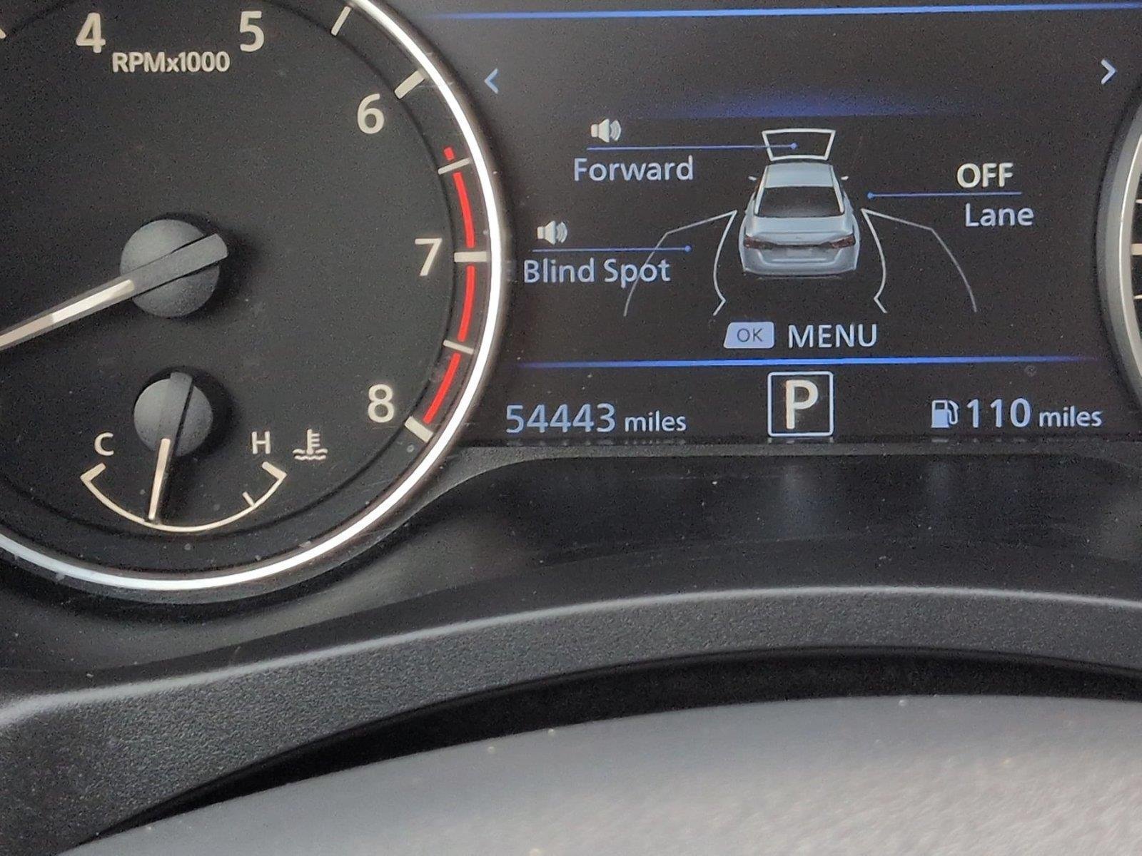 Used 2024 Super Black Nissan 2.5 SR image 23