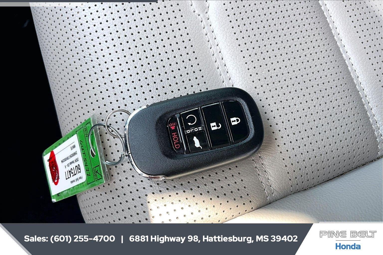 Used 2024 Platinum White Pearl Honda EX-L image 9