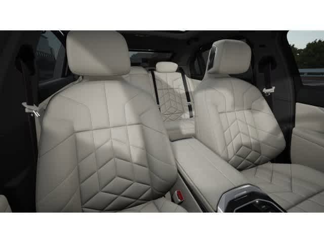 New 2026 Oxide Grey Metallic BMW 740i xDrive image 11