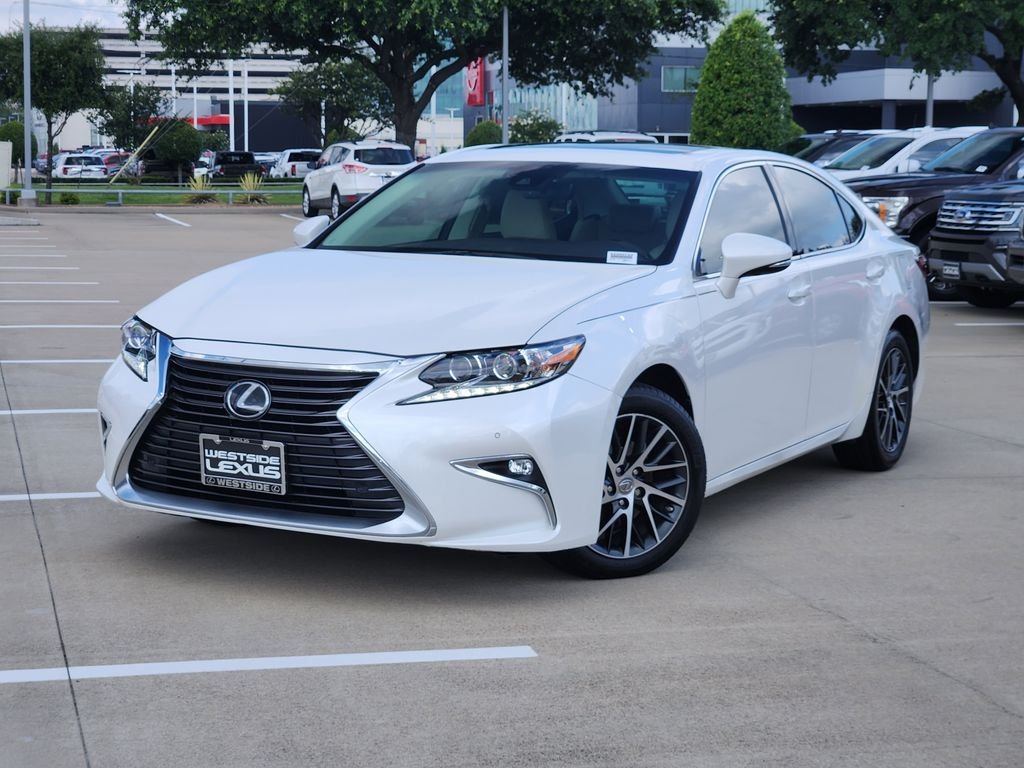 2017 Lexus ES 350 350's photo