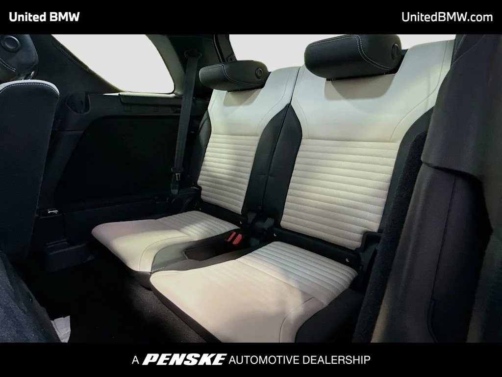 2023 Land Rover Discovery HSE R Dynamic - Photo 14