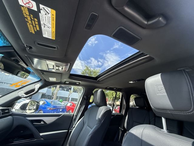 Certified Used 2024 White Lexus 600 F SPORT image 22
