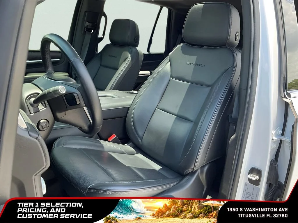 Used 2022 White Frost Tricoat GMC Denali image 30