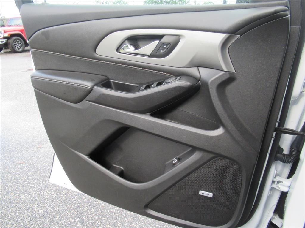 Used 2023 White Chevrolet LT Leather image 21