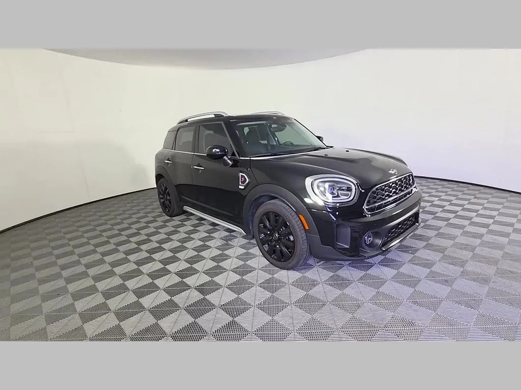 Used 2022 Midnight Black Metallic MINI Cooper S image 34