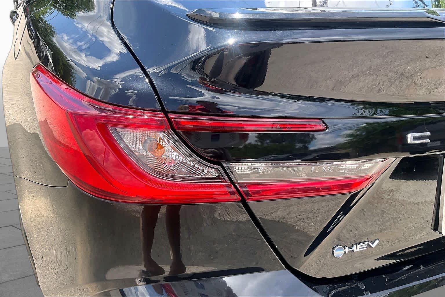 Used 2025 Midnight Black Metallic Toyota LE image 28