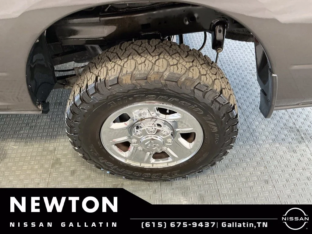 Used 2020 Crystal Metallic Ram Tradesman image 44