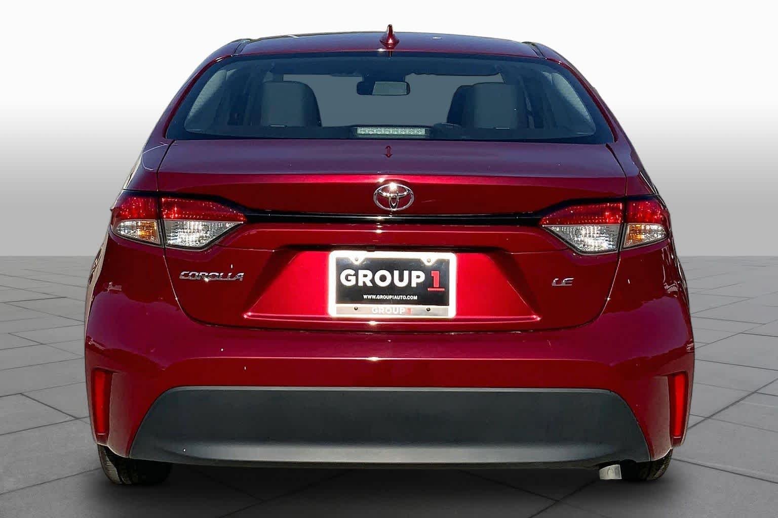 Used 2025 Ruby Flare Pearl Toyota LE image 5