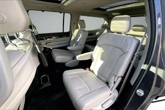 Certified Used 2022 Metallic Jeep Series III image 22