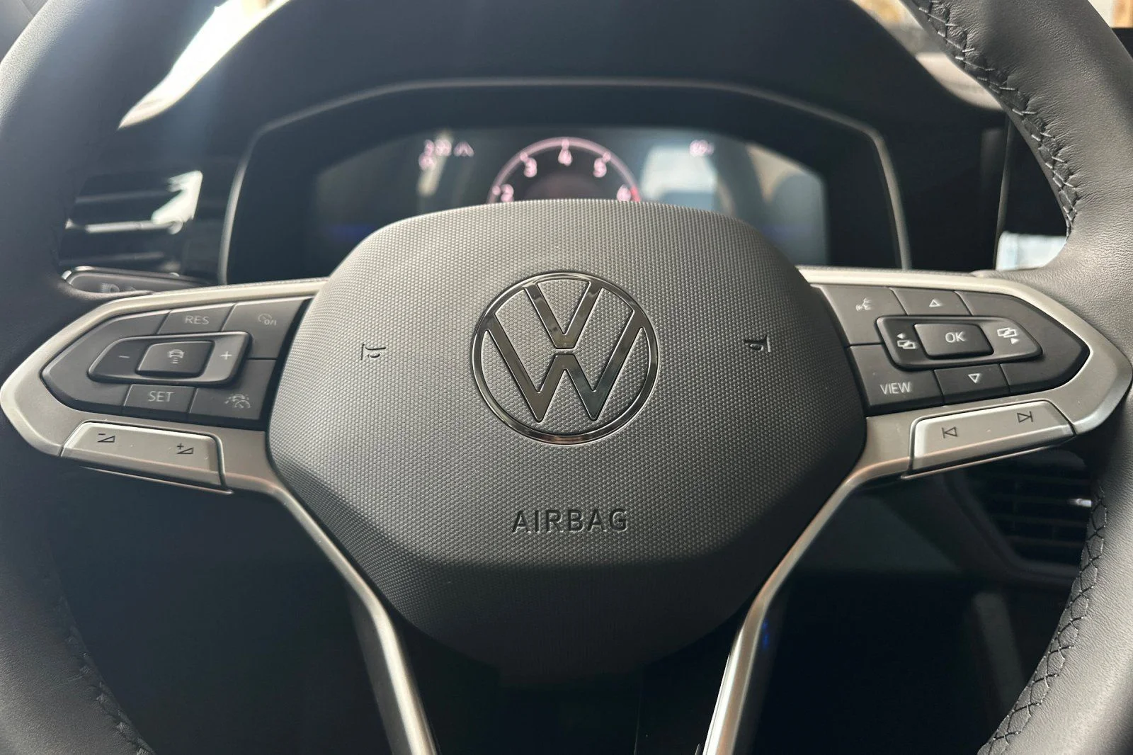 New 2026 Silver Volkswagen 1.5T SE image 20