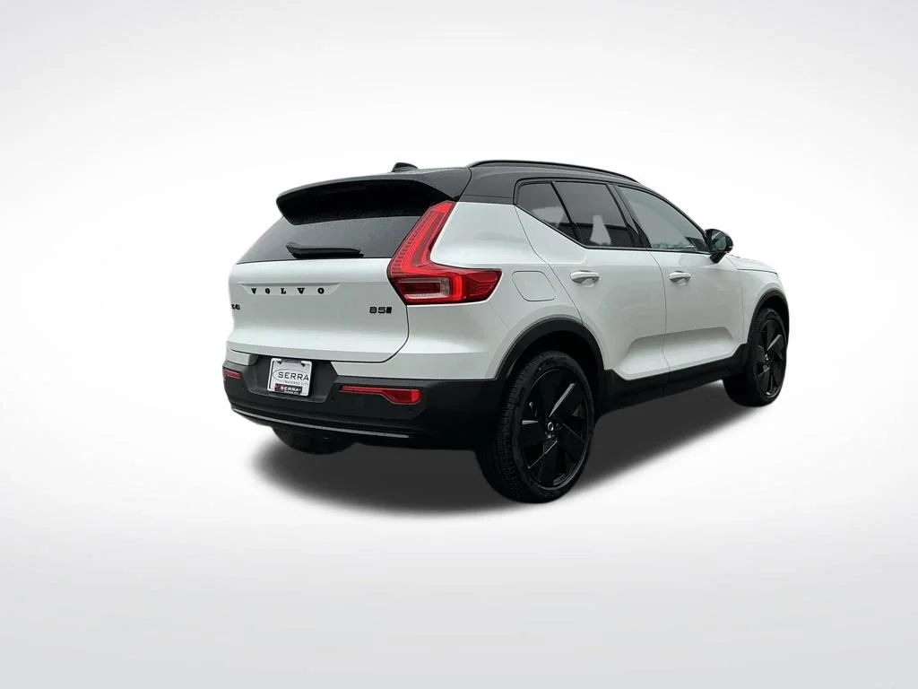 New 2026 Crystal White Volvo Ultra image 5