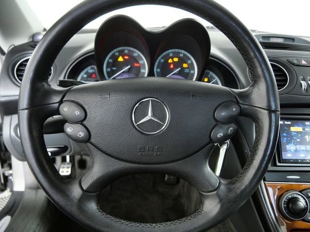 Used 2005  Mercedes-Benz SL 500 image 20