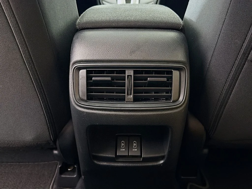 Used 2022 White Honda EX image 22