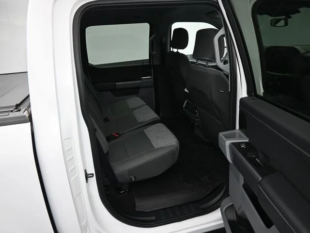 Used 2022 White Ford XLT image 13
