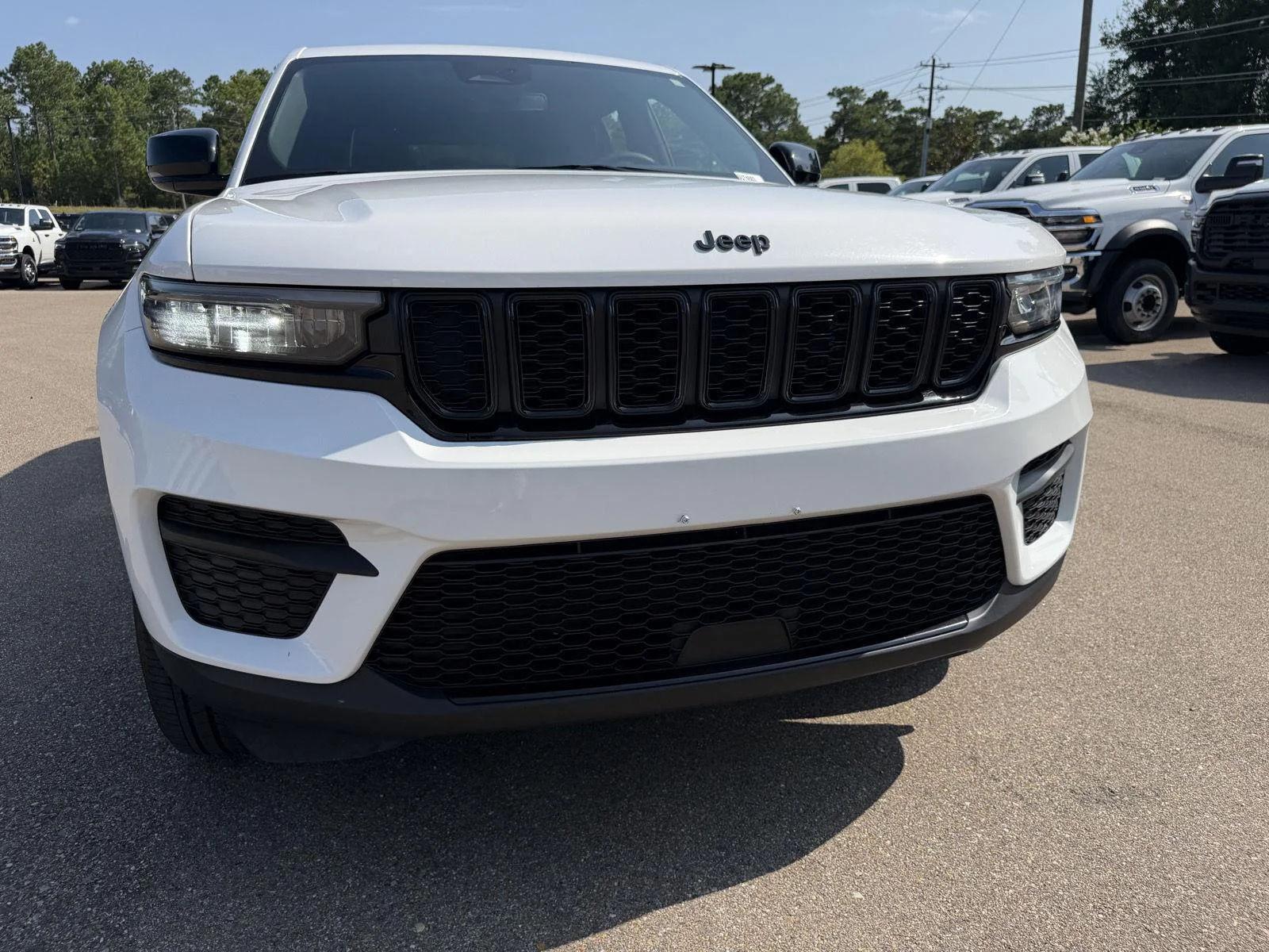 Used 2024 Bright White Clearcoat Jeep Altitude image 24